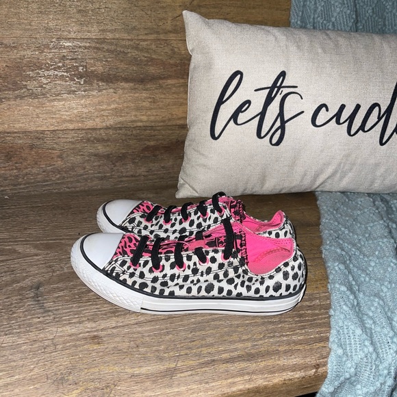 Converse - Picture 3 of 10